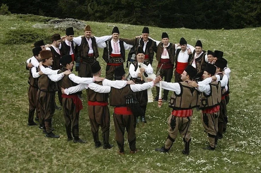 101 каба-гайди в Античния театър