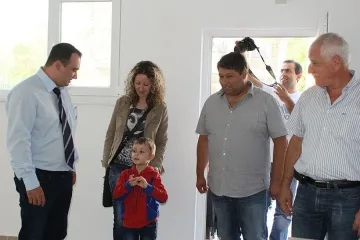 Във Видин 25 семейства посрещат празника в нови жилища