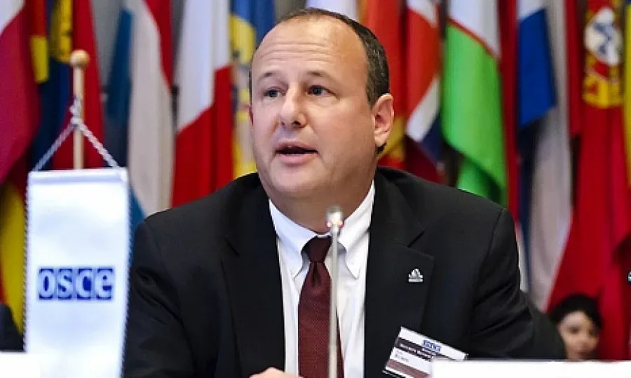 Рубин с руски оттенък