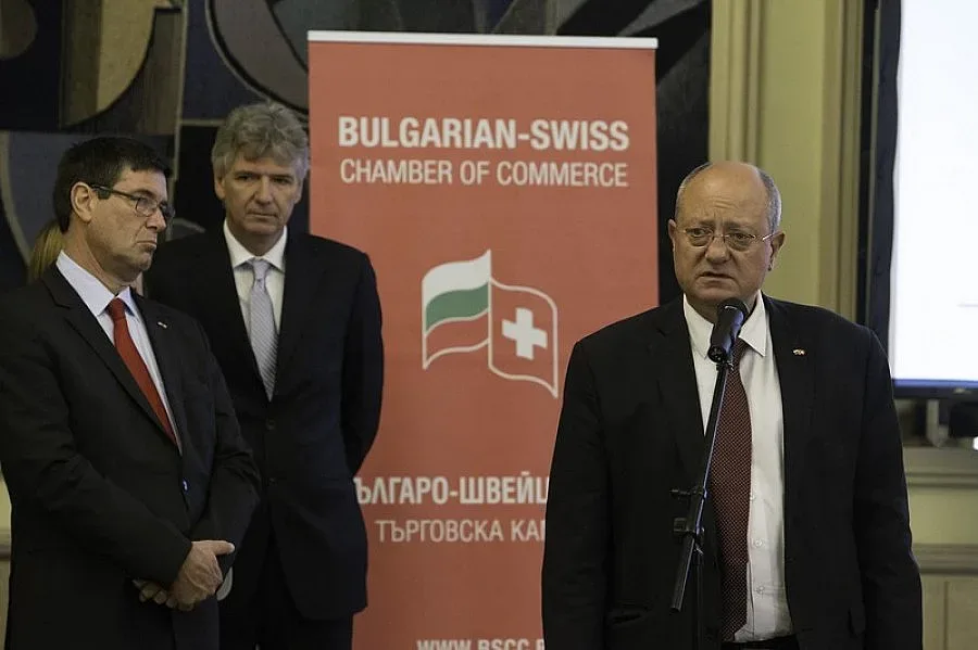 Танев: Ученето чрез практика е един перспективен модел