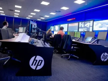 HP съкращава 30 000 служители