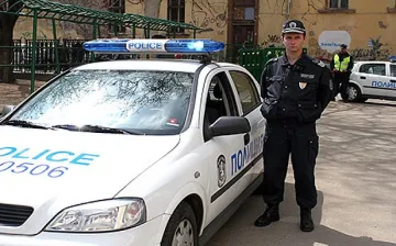 Двама настанени в болницата след сбиване в Перперек