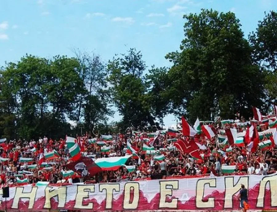 ЦСКА насъска само 30 срещу парламента