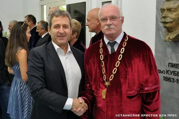 НСА „Васил Левски“ посрещна своите първокурсници