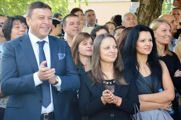 Кмет гостува на две училища