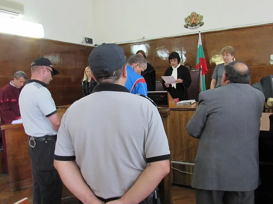 30 г. затвор за убиеца на Вероника (ОБЗОР)