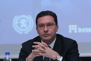 Митов: Няма да разкриваме разпределителен център за бежанци 