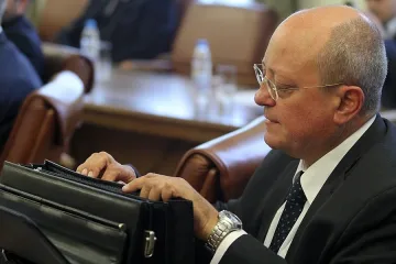 Танев: По-високи учителски заплати следващия месец 