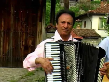 Почина Ибро Лолов