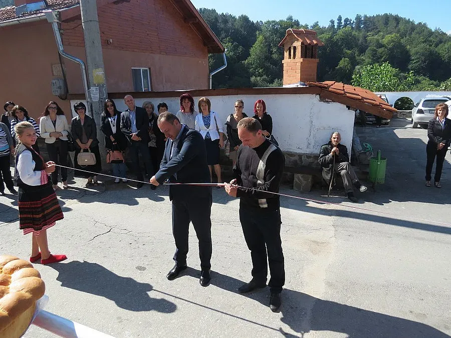 Пенсионерите в с. Осеново вече имат клуб