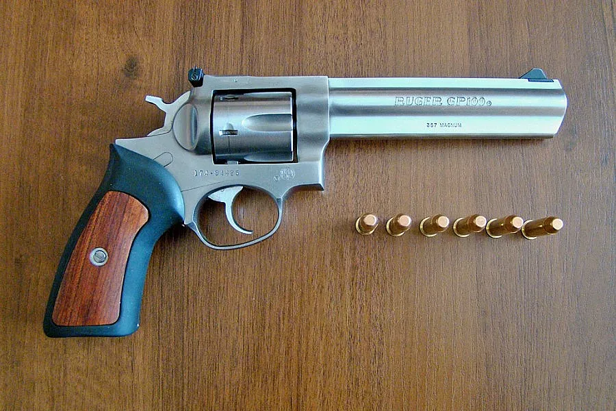 Украинец се застреля в главата на стрелбище в Слънчев бряг