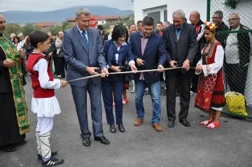 Село с модерен стадион и ремонтиран път