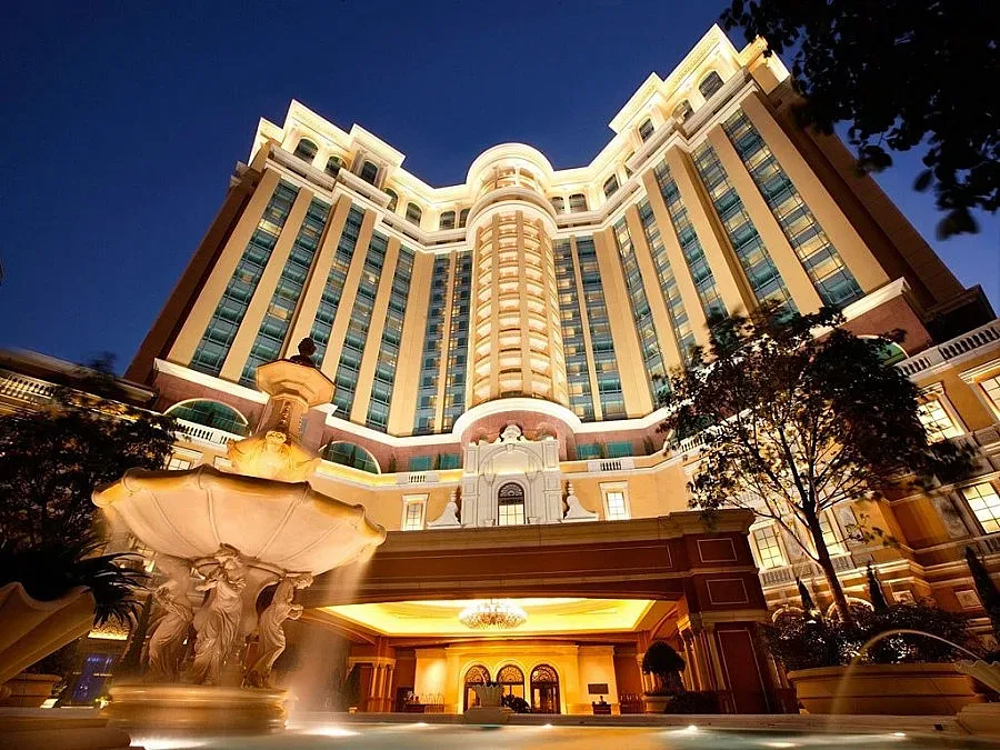 $50 000 за нощувка в хотел Four Seasons
