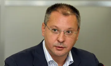 Станишев: След големите обещания за бежанците очакваме действия