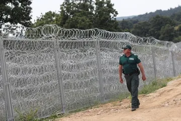 Кабинетът дава още 4,5 млн. лв. за оградата по границата с Турция