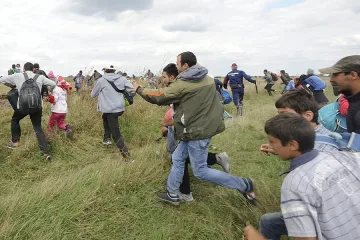 30 хиляди бежанци окупират гръцки острови (ОБЗОР)