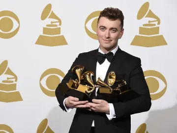 Сам Смит ще пее за Агент 007