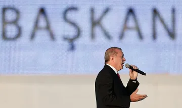 Симпатизанти на Ердоган атакуваха редакция на турски вестник