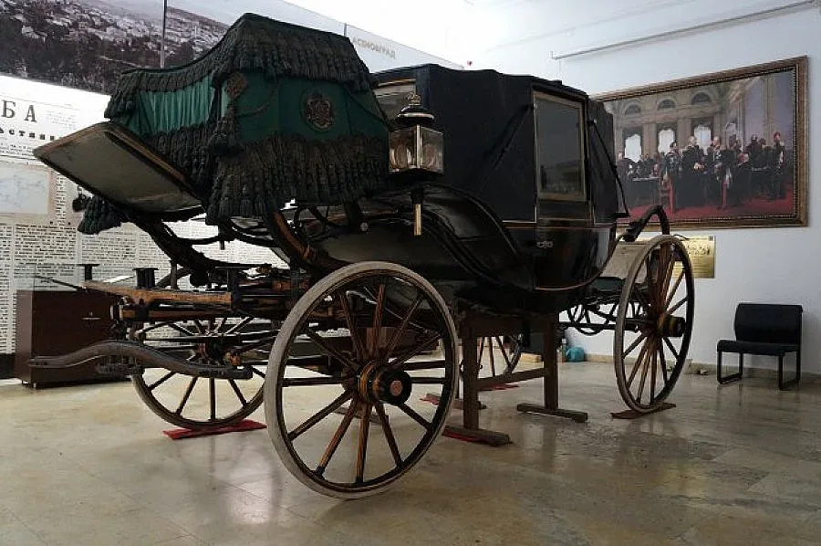 Богориди се возел в кралска карета