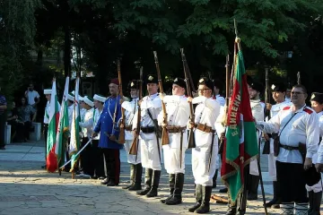 Съединение напук на Великите сили