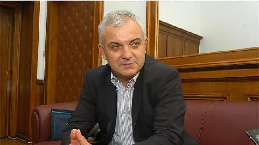 "Атака" заложи на Нотев в София