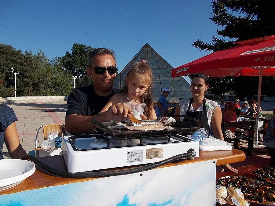 Раздадоха 400 кг риба в Каварна