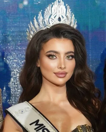 Изненада! Уникална красавица с български корени стана Мис Гърция