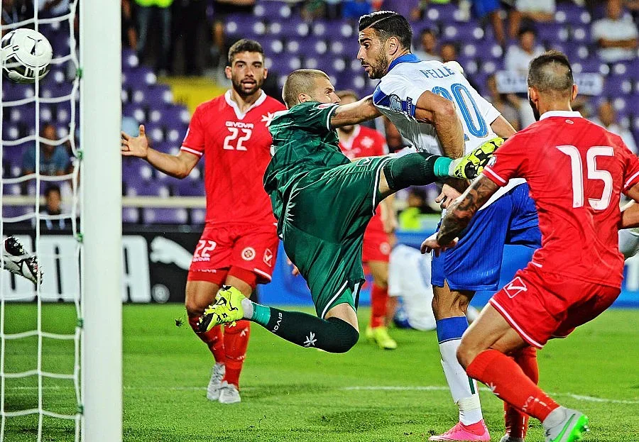 Конте: Крихме  се за България