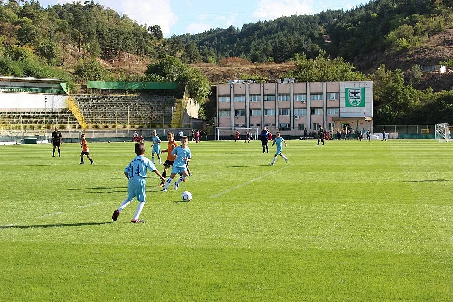 Оспорвани двубои между малки футболисти в Благоевград