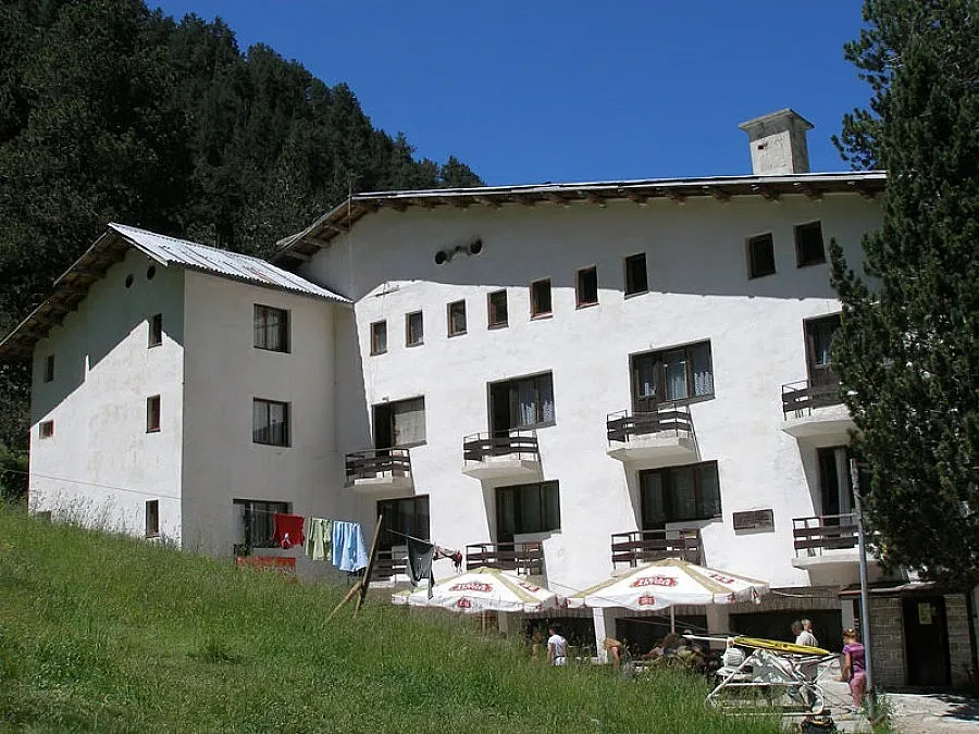 Още 10 дни без коли по пътя между две хижи в Пирин