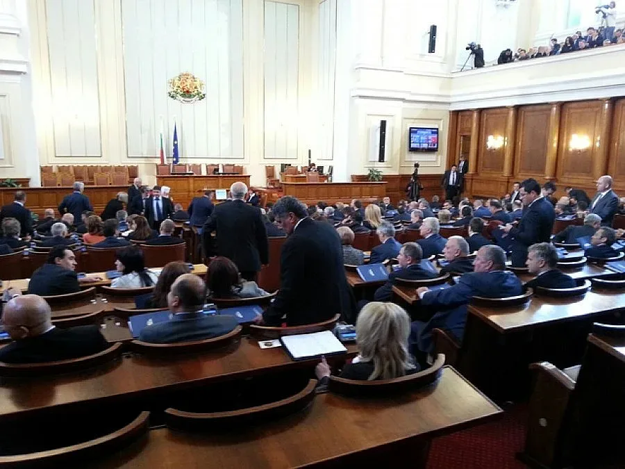 Депутатите обсъждат промени в образованието 