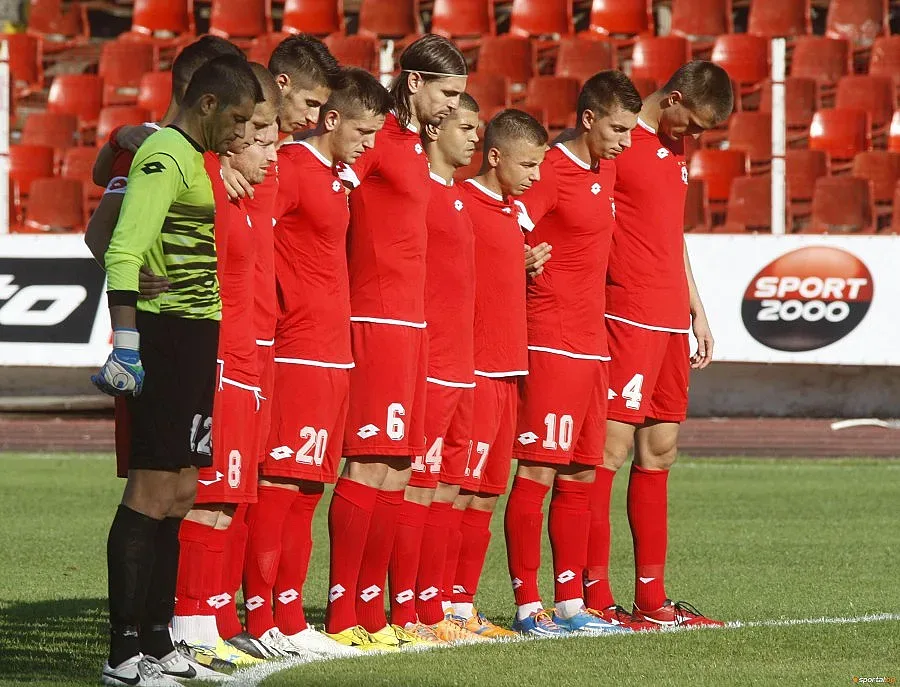 ЦСКА пред рекорд - в три групи за година