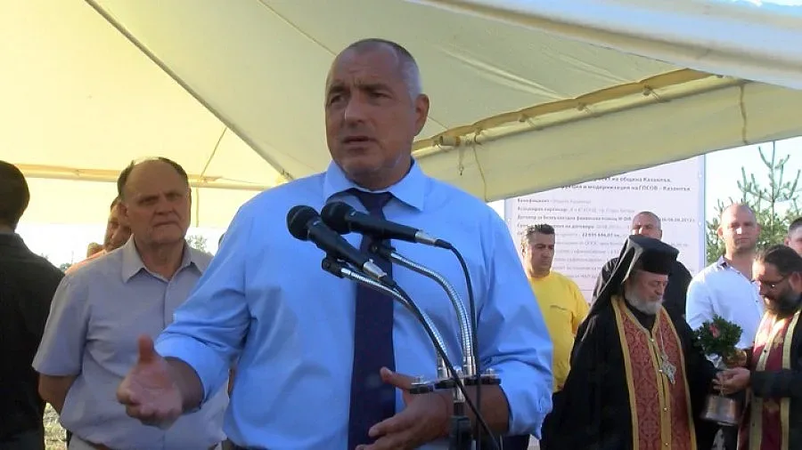 Борисов: Успокоих Кунева, след три месеца внасяме законопроекта пак