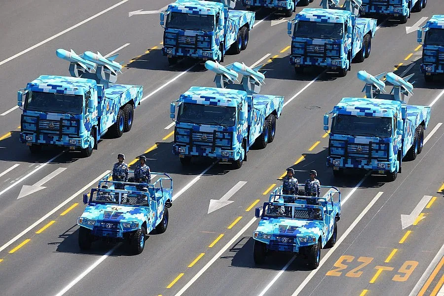 Китай показа "убиец на самолетоносачи" (ОБЗОР)