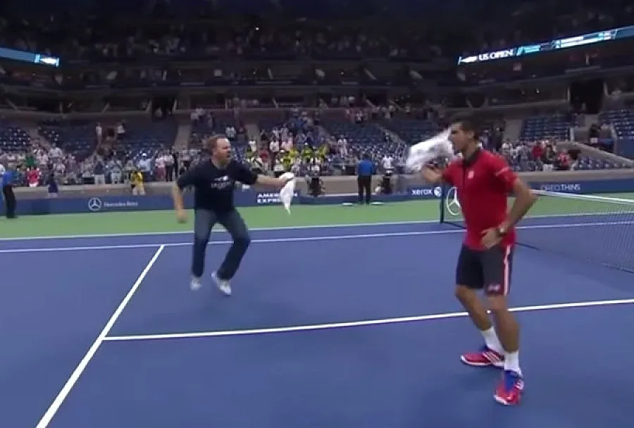 Джокович превърна корта в дансинг (ВИДЕО)