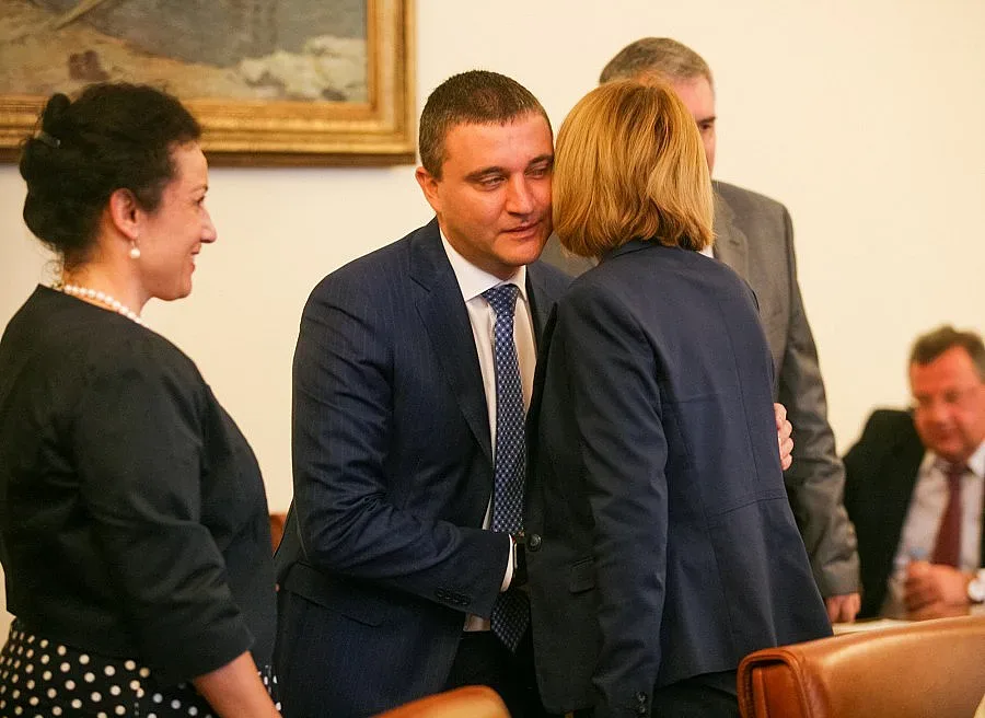 2,3 млрд. повече в хазната от битката с контрабандата