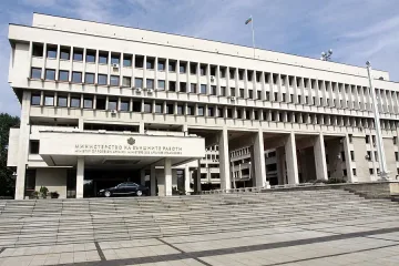 България открива почетни консулства в Полша и в Пакистан