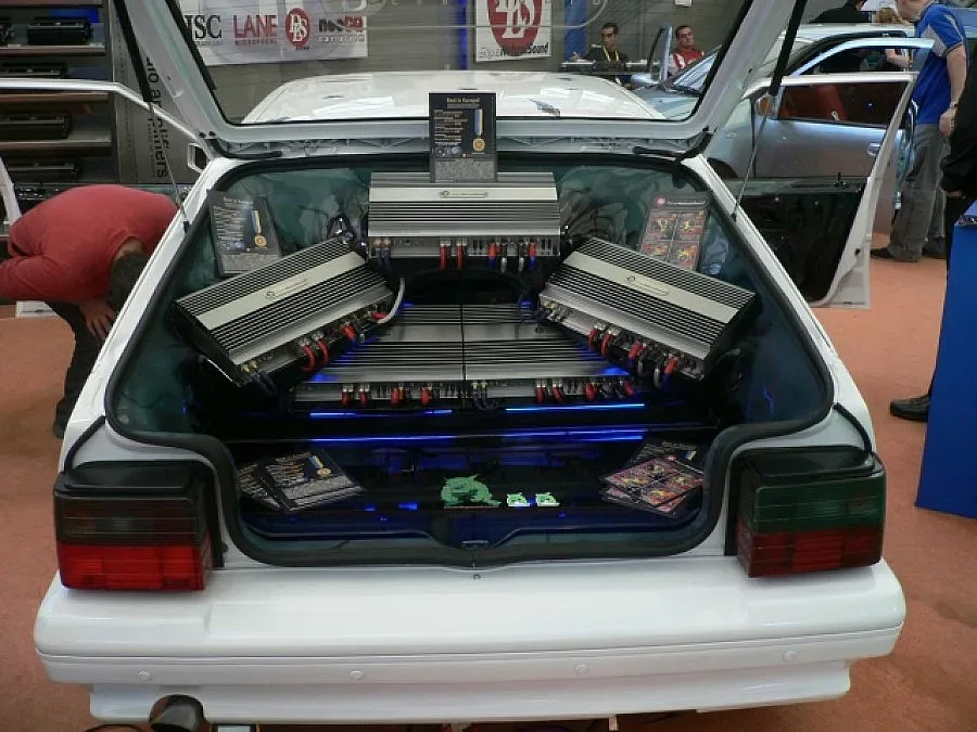 100 коли в битка  за най-добър звук