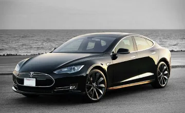 Хибрид на Tesla  изуми в тестовете