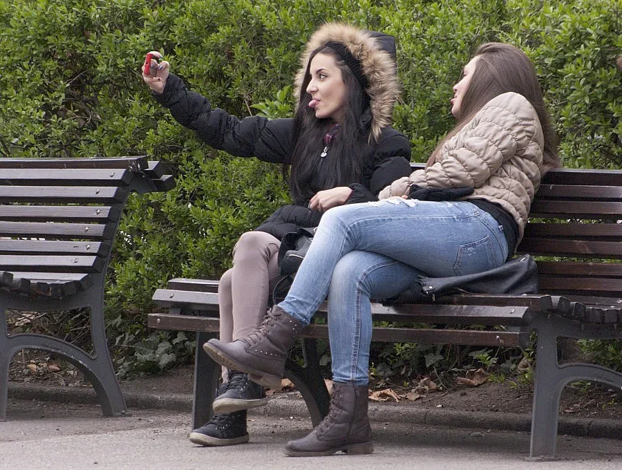 9 места в света, където са забранени селфита и селфи-стикове