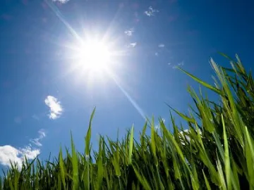 Топло и слънчево