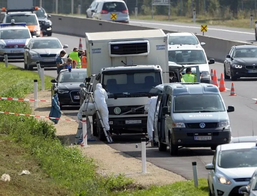 Един задържан в България за камиона ковчег