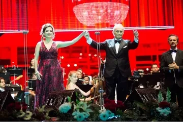 20 000 на крака пред Карерас в Мексико