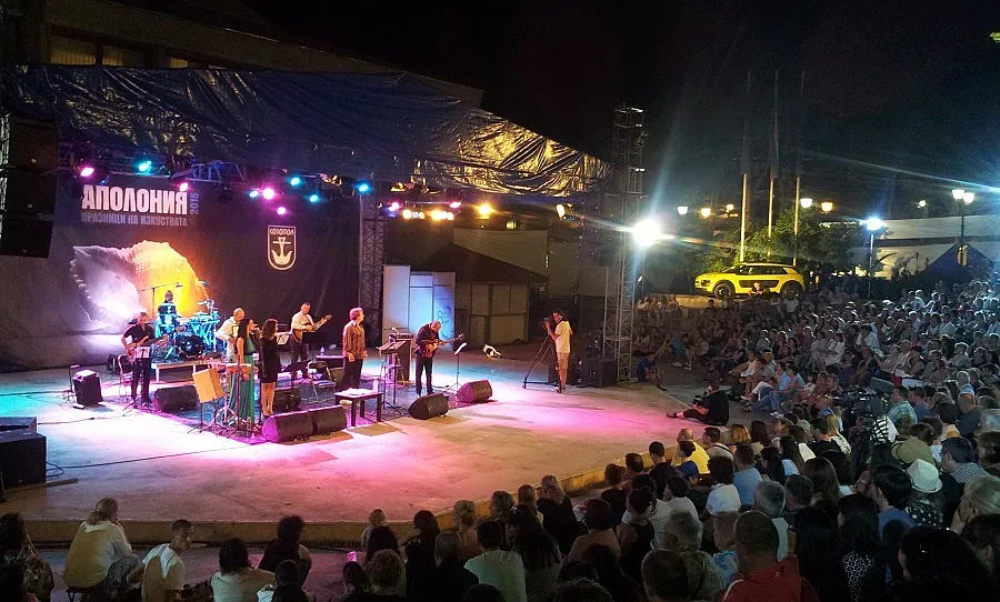 Ситроени возят гостите на "Аполония"