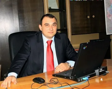 Хвърлиха бутилка със запалителна течност по дома на Герго Гергов