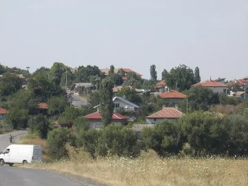 Звиница - раят на  червената капия