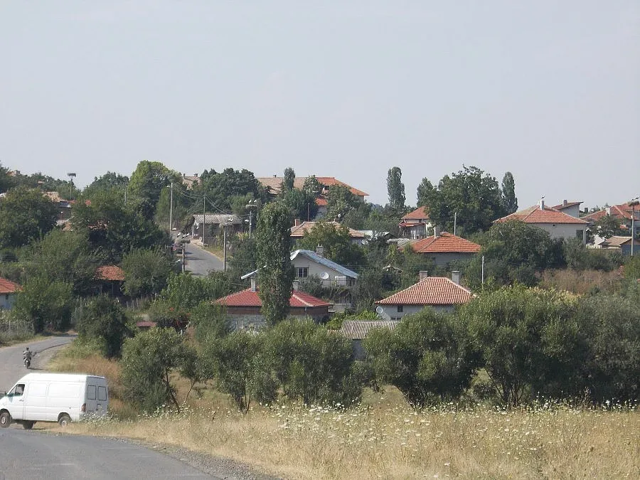 Звиница - раят на червената капия