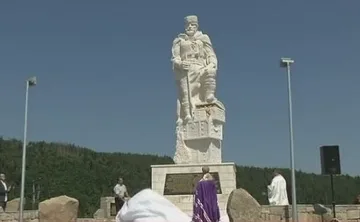 Откриха паметник на Вълчан войвода