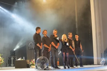 Лили завладява Античния