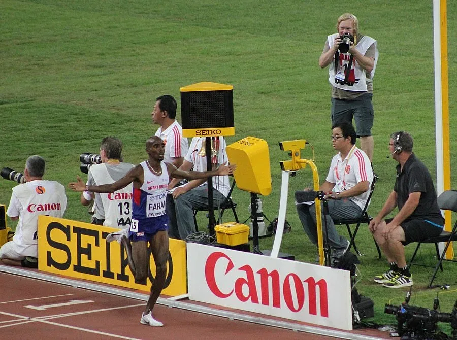 Мо Фара с исторически "трипъл дабъл"